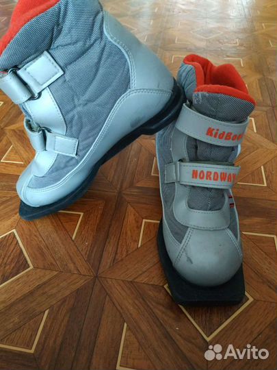 Лыжные ботинки р. 33, 36