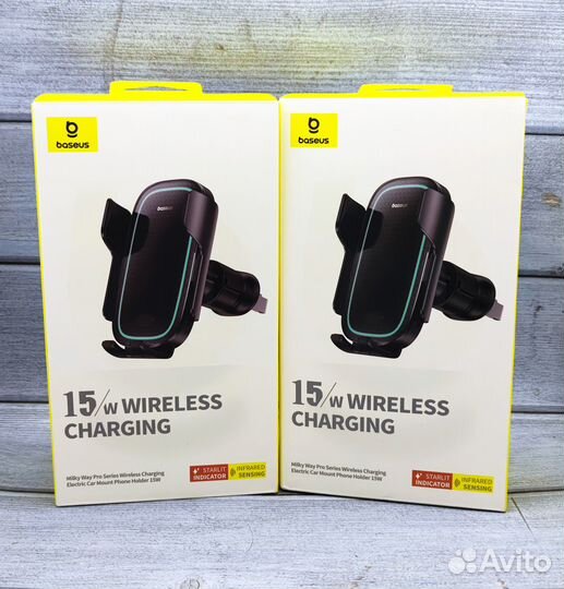 Беспроводная зарядка Baseus в машину 15W