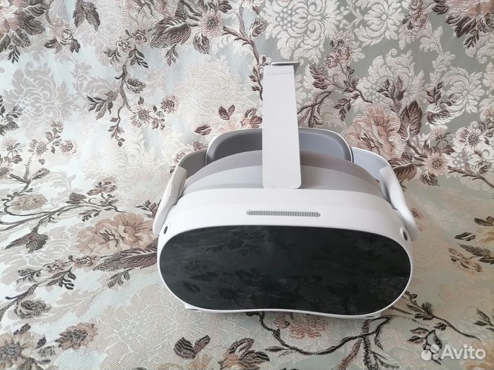 VR очки pico 4 (Global)