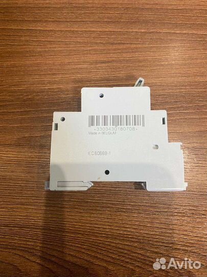 Schneider Electric, A9E18070