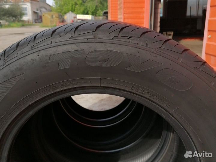 Toyo Proxes ST III 235/65 R17