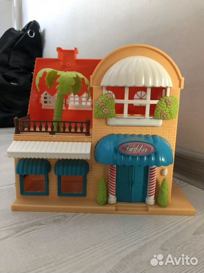 Игрушка Домик для маленьких игрушек