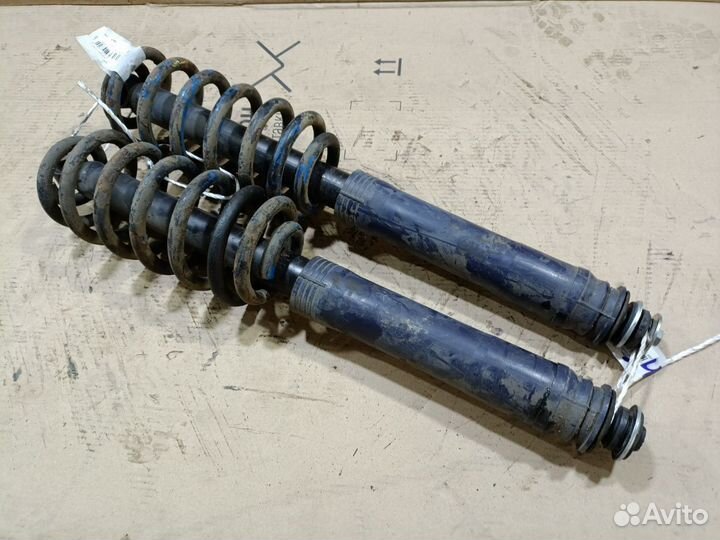 Амортизаторы задние toyota estima hybrid ahr20