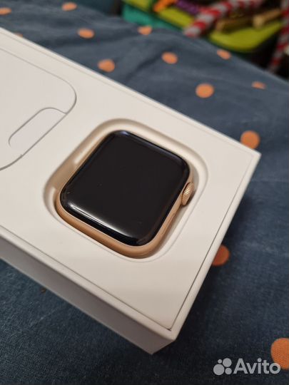 Смарт часы apple watch 4 40 mm