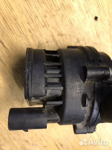 Водяной насос,помпа Mercedes A 211 835 03 64