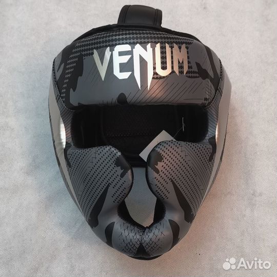 Боксерский шлем