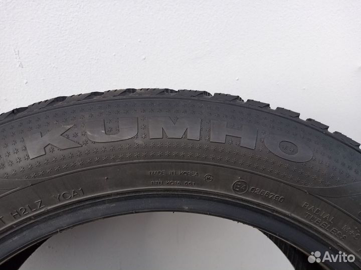 Kumho I'Zen RV Stud KC16 225/55 R18