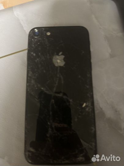 iPhone 8, 64 ГБ