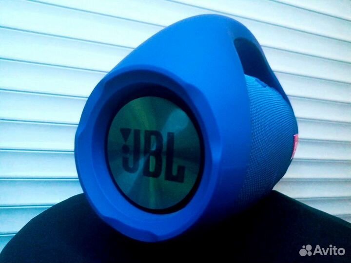 Колонка JBL boombox 1