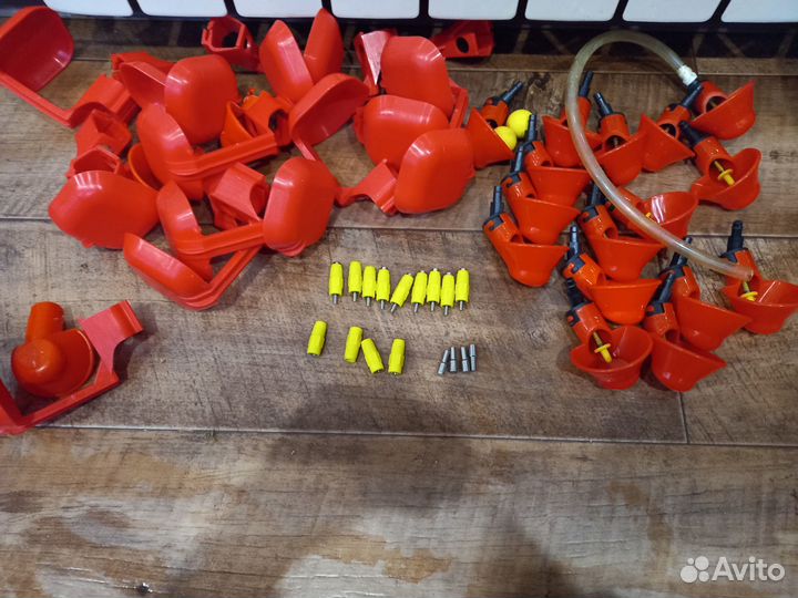 Ниппельные поилки 20штук