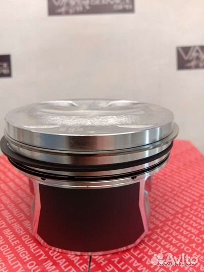 Комплект новых поршней VW VAG 1.4 CAV CAX BMY BWK