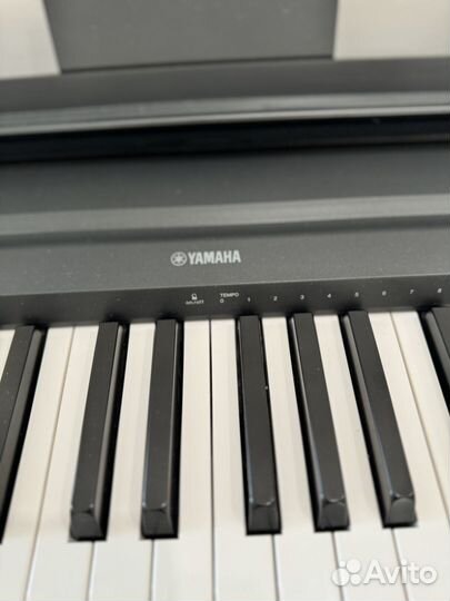Цифровое пианино yamaha