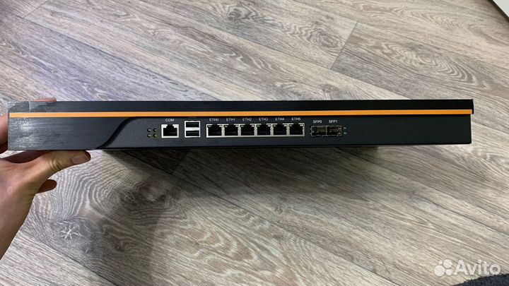 Server/Firewall/Router 6x1GE Onboard 2x10G SFP