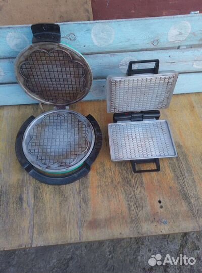 Электрическая вафельница