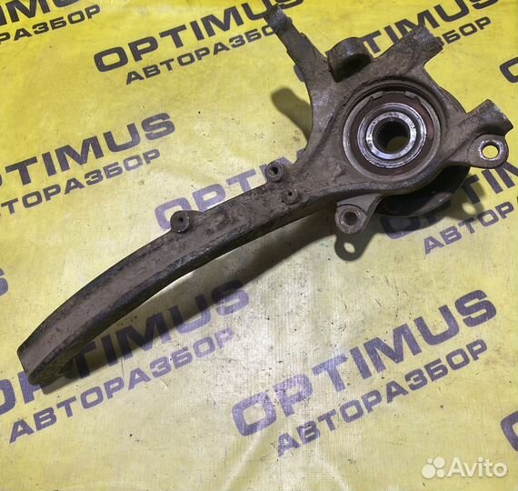 Правый поворотный кулак Hyundai Sonata