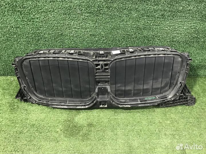 Решетка радиатора BMW X3