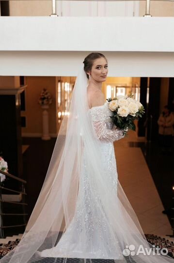 Платье свадебное вечернее 42