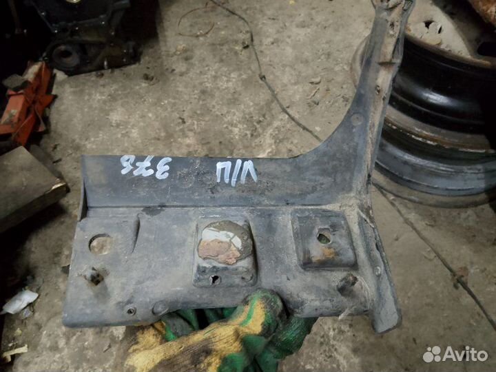 Накладка на порог наружная передняя левая Ford