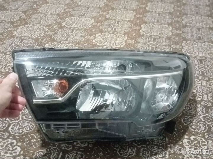 Передняя Фара на весту