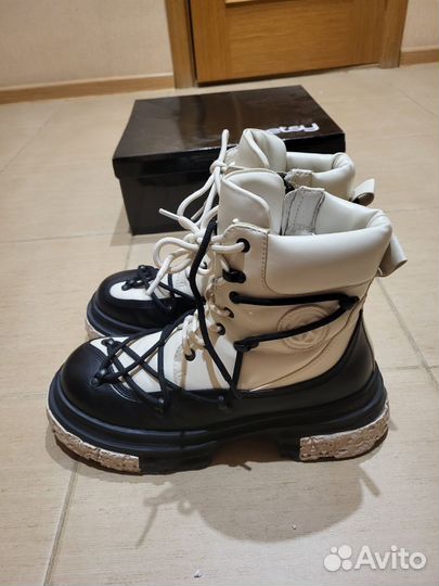 Ботинки женские зимние р 40