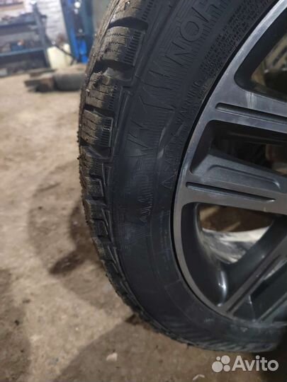 Gislaved Nord Frost 200 225/45 R17