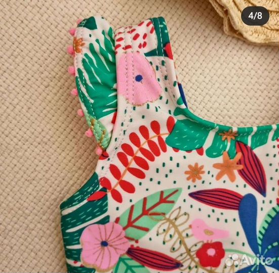 Купальник и шляпа