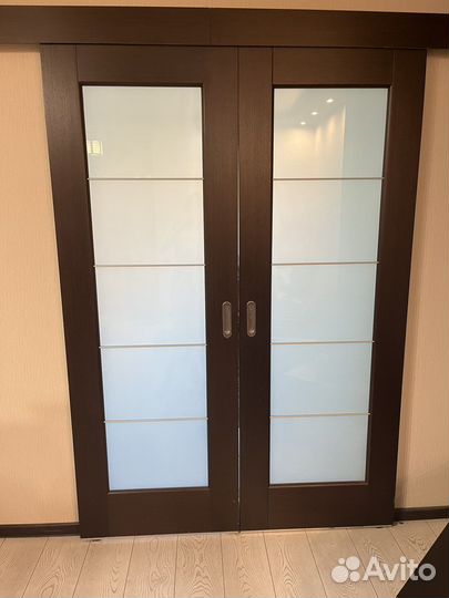 Двери межкомнатные из массива