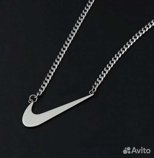 Подвеска на шею Nike