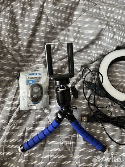 Кольцевая лампа со штативом