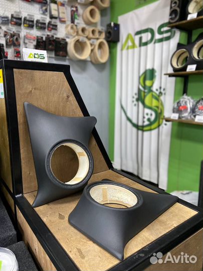 Подиум для автомобиля ваз 2101-07 в кик-панели 16d