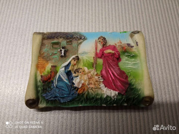 Магнит на холодильник