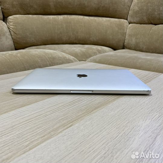 MacBook Pro 13 2017 i5/8/128