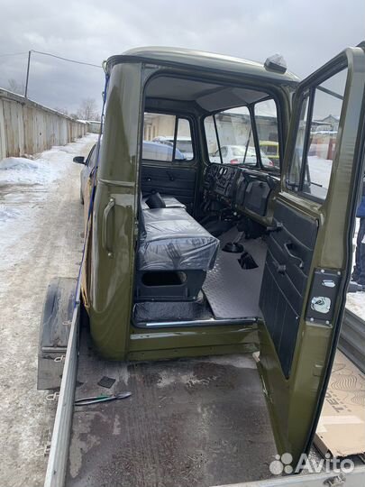 Урал 4320 кабина
