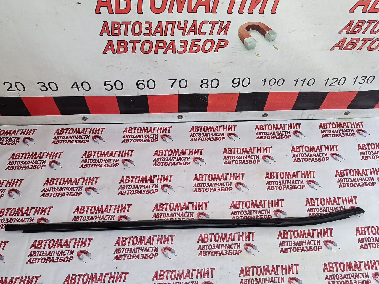 Молдинг стекла двери передней правой Exeed RX