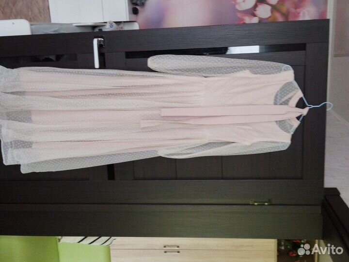 Продам платье на выпускной для девочки