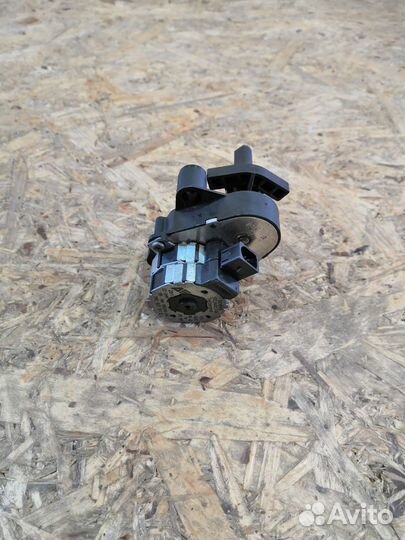 Моторчик заслонки отопителя Volkswagen Sharan I (1