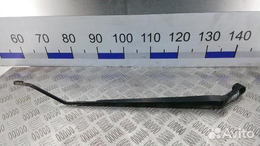 Щеткодержатель лобового стекла toyota corolla vers