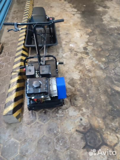 Мотобуксировщик 