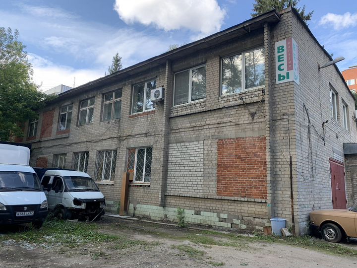 Здание, 960 м²