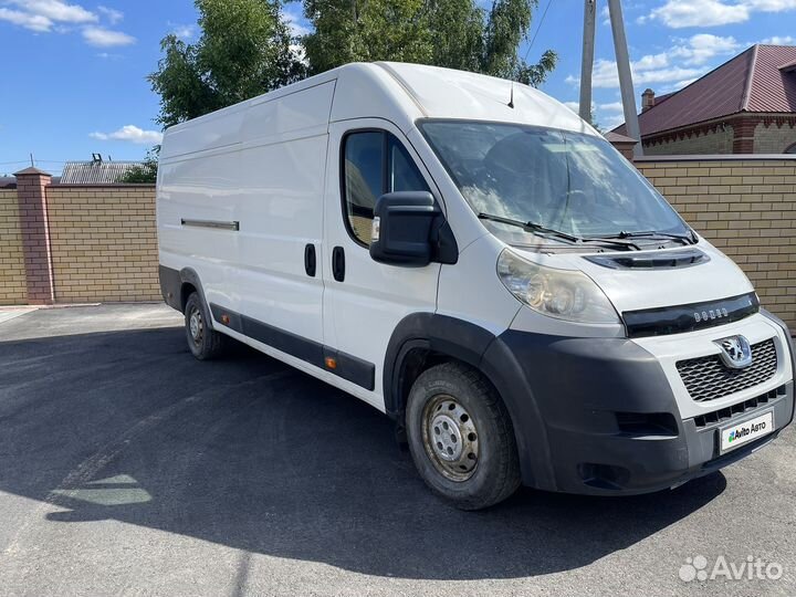 Peugeot Boxer цельнометаллический, 2012