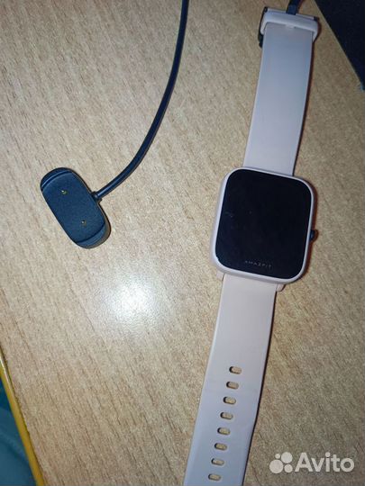 SMART часы Amazfit bip u pro