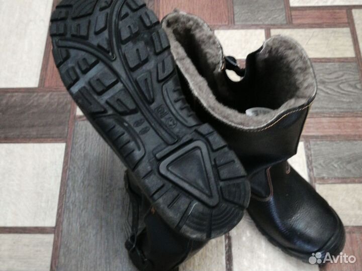 Сапоги кирзовые зимние и летние новые