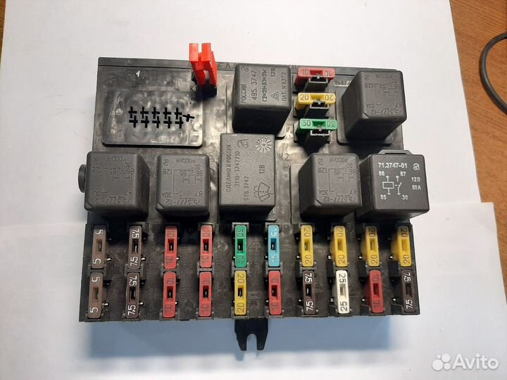 Блок монтажный УАЗ Патриот 3162 взборе новый