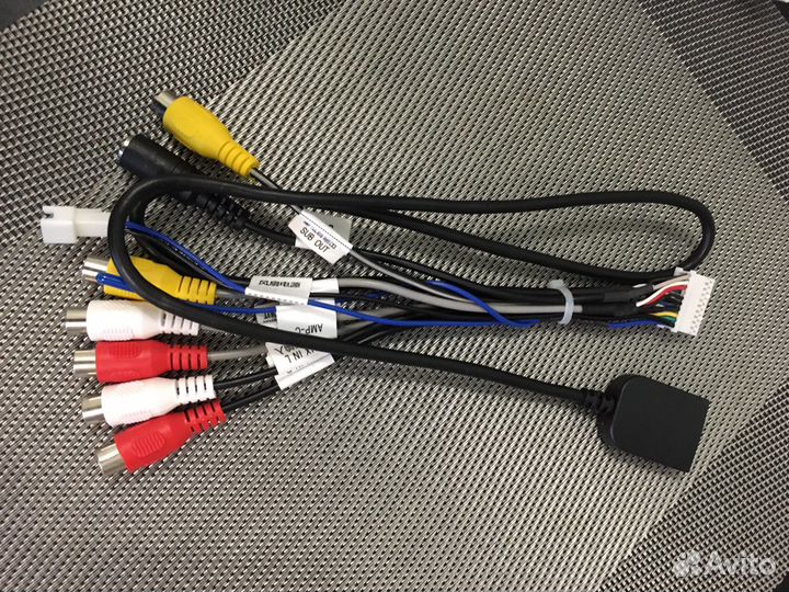 RCA разъем teyes магнитолы