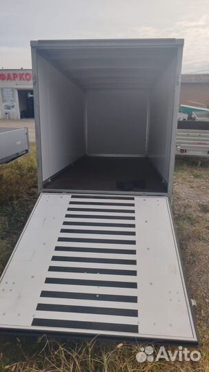 Мзса 817774.003 фургон с аппарелью (кузов: 7,9 м3)