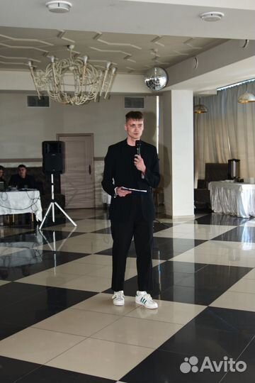 Ведущий и видеограф на свадьбу юбилей корпоратив