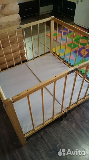 Манеж детский складной