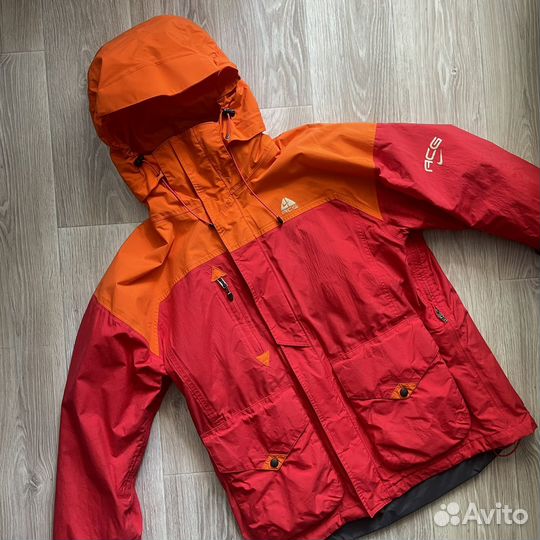 Куртка nike acg (горнолыжная)