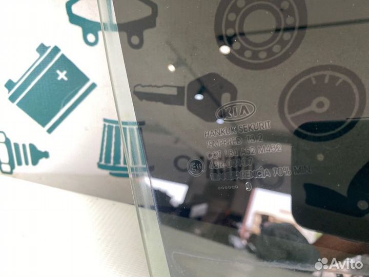 Стекло двери заднее правое Kia Ceed хэтчбек G4FC