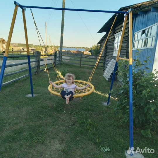 Уличная качеля гнездо